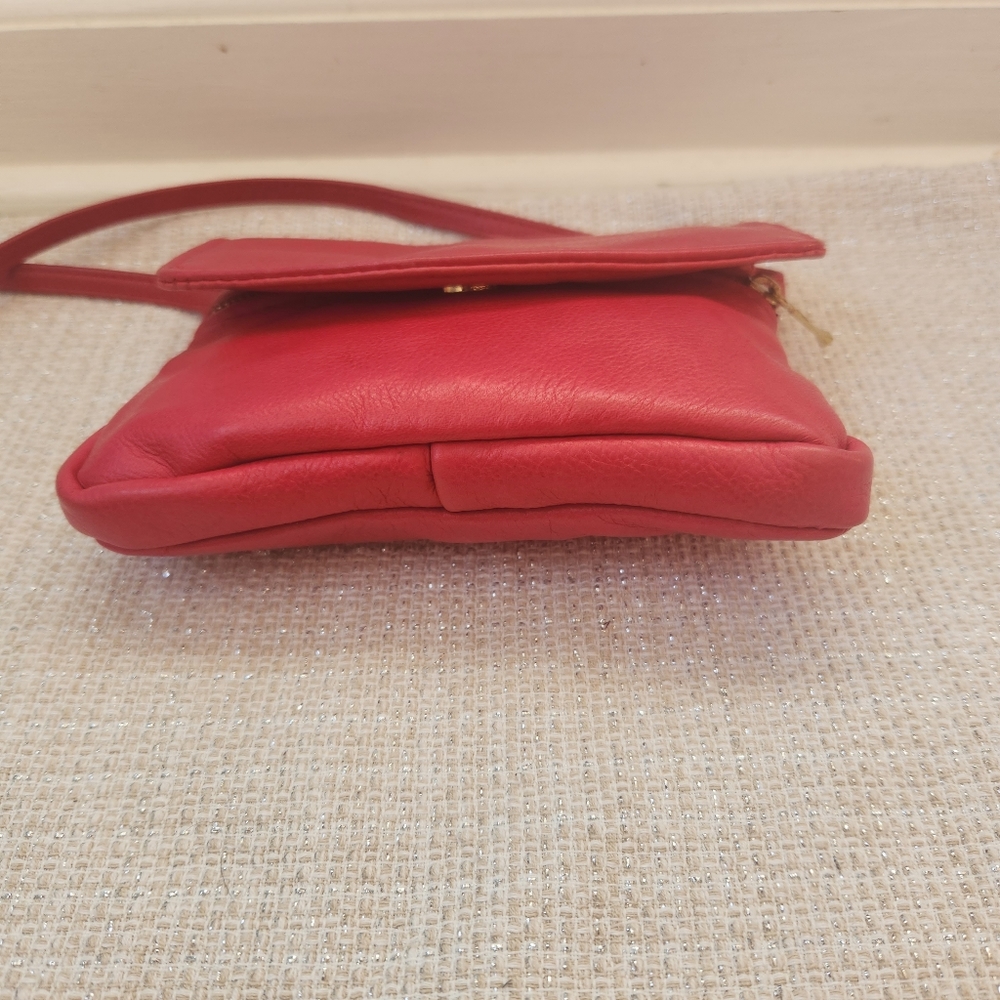 SOLD Red Leather Mini Small Crossbody Bag - Picture 16 of 16
